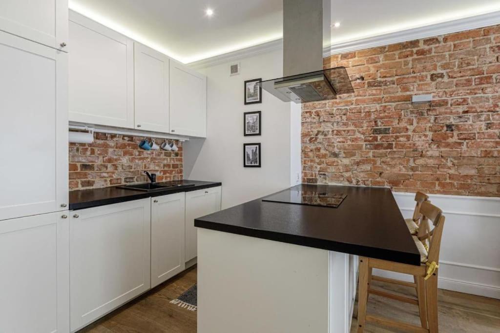 Central Wroclaw Apartment - City Center - Bright And Cozy - U11 Екстериор снимка