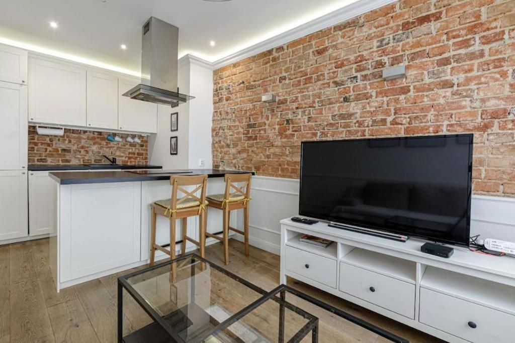 Central Wroclaw Apartment - City Center - Bright And Cozy - U11 Екстериор снимка