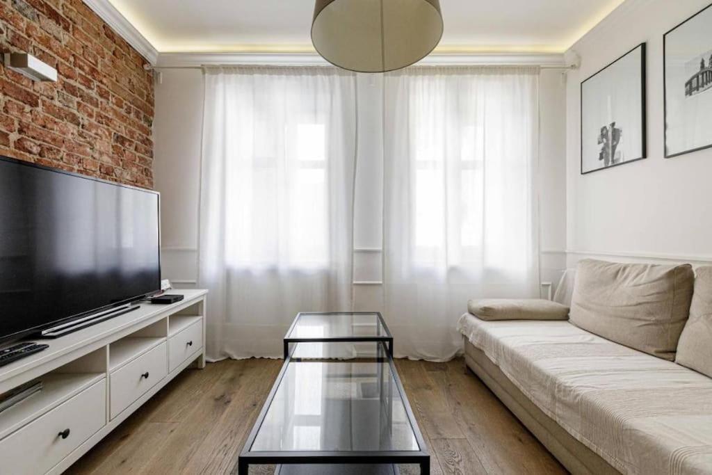Central Wroclaw Apartment - City Center - Bright And Cozy - U11 Екстериор снимка